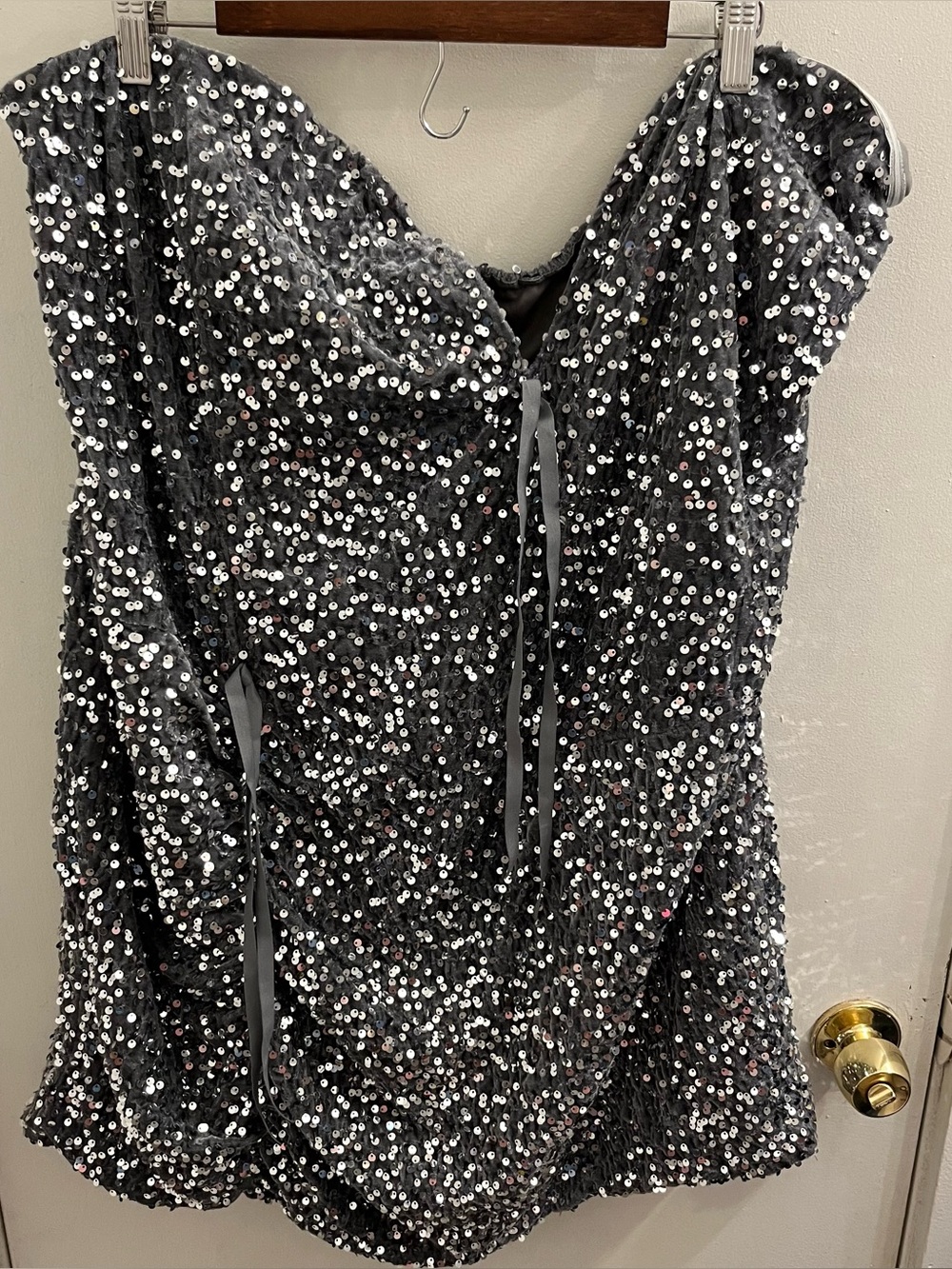 Pretty Little Thing Sequin Strapless Dress Size 26W